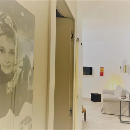 Maison 53 Incantevole Vista Cattedrale Di Διαμέρισμα *